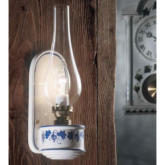 mediterran fali lampa kezzel festett rusztikus petroleum lampa olajmecses videki paraszthaz gyertya falikar olasz toszkan provanszi provence klasszikus lampak lameridiana ferroluce classic budapest.jpg